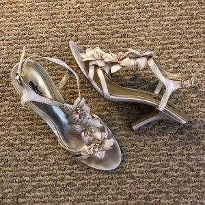 Unlisted High Heels with Flower Strap